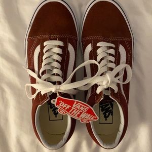 BRAND NEW MAROON VANS